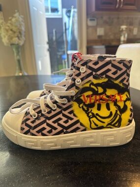 Versace Kids Pink and Yellow High-Top Sneaker with White Sole